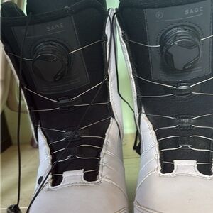 Sage Snowboard Boots with Black and White Design